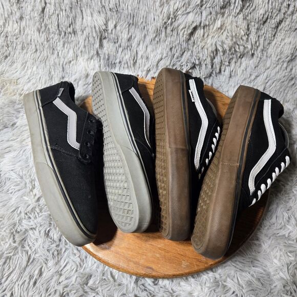 2 Pairs Of Vans Old School Skate Casual And Pro Men Size 9 Black/Grey/White Shoe - Picture 2 of 16